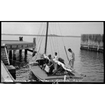 111529PD: On the Leslie at Nedlands jetty, 1922