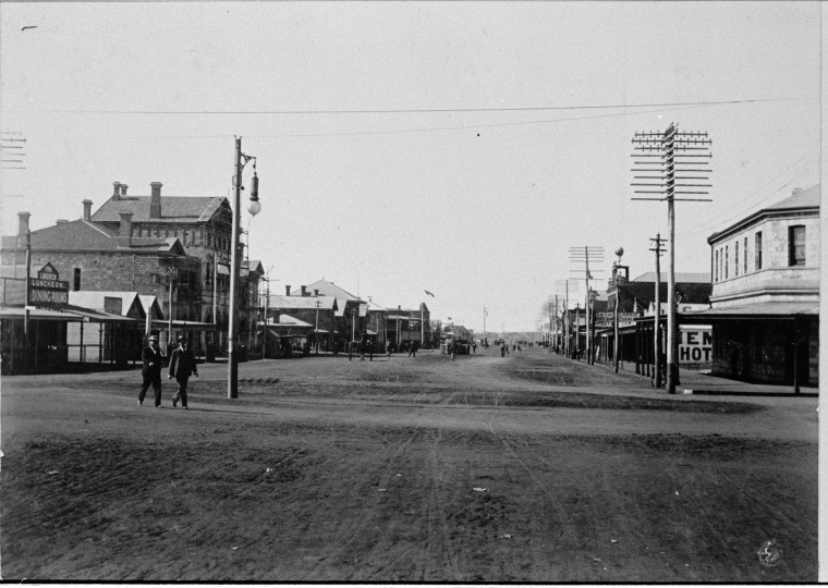 Bayley Street, Coolgardie. - State Library of Western Australia