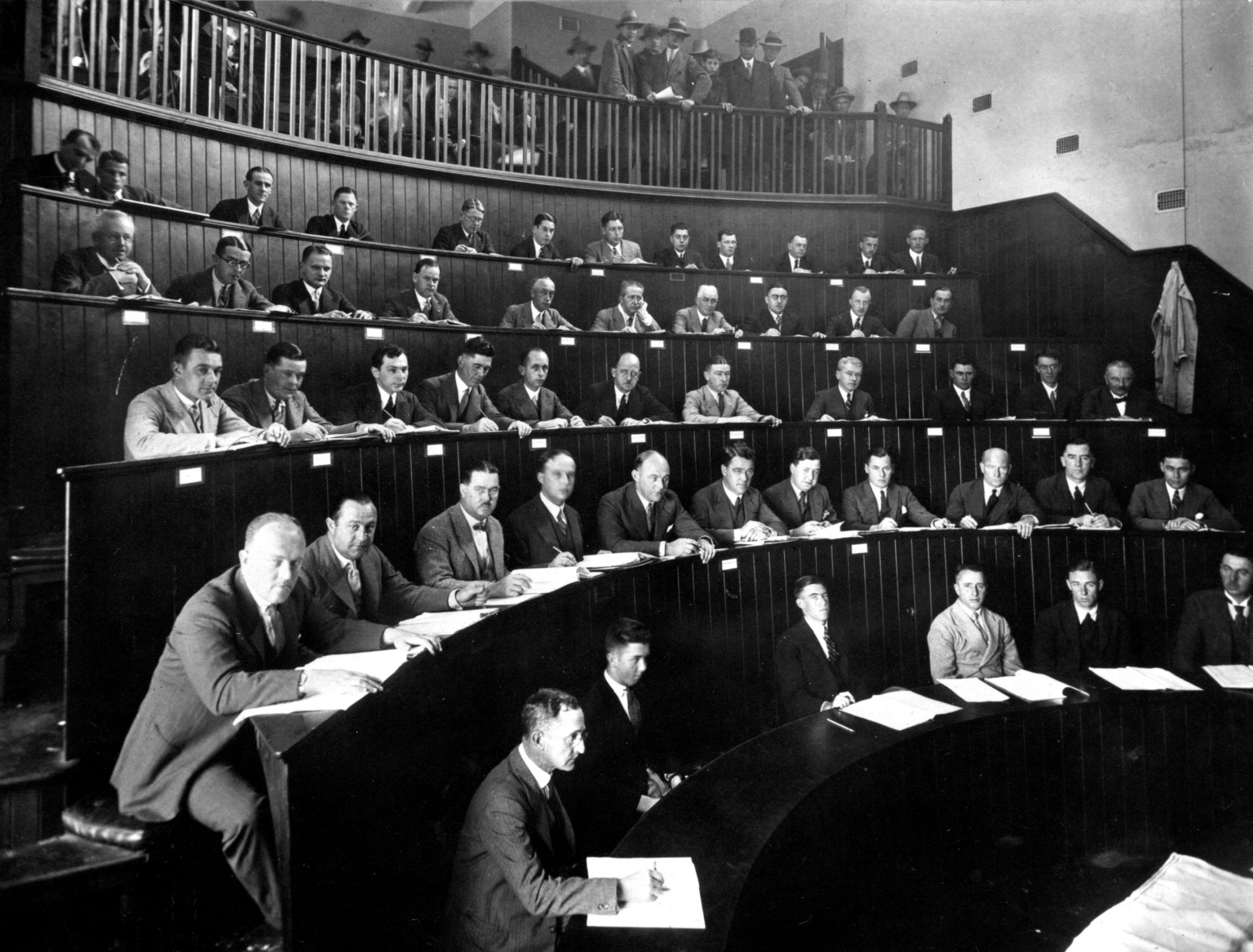 Wool Exchange, Perth. [picture] The opening wool sale in Australia