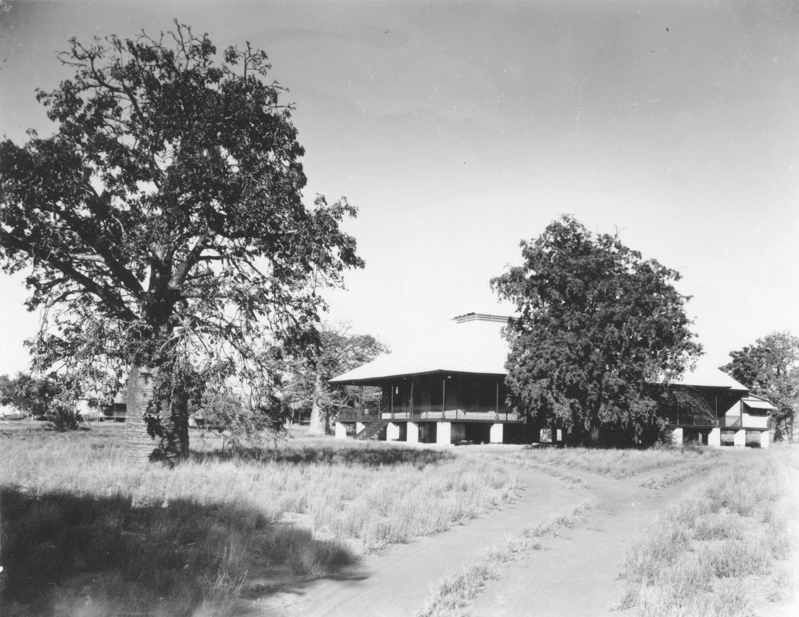 Broome Court House, July 1953 [picture] - JPG 460.5 KB
