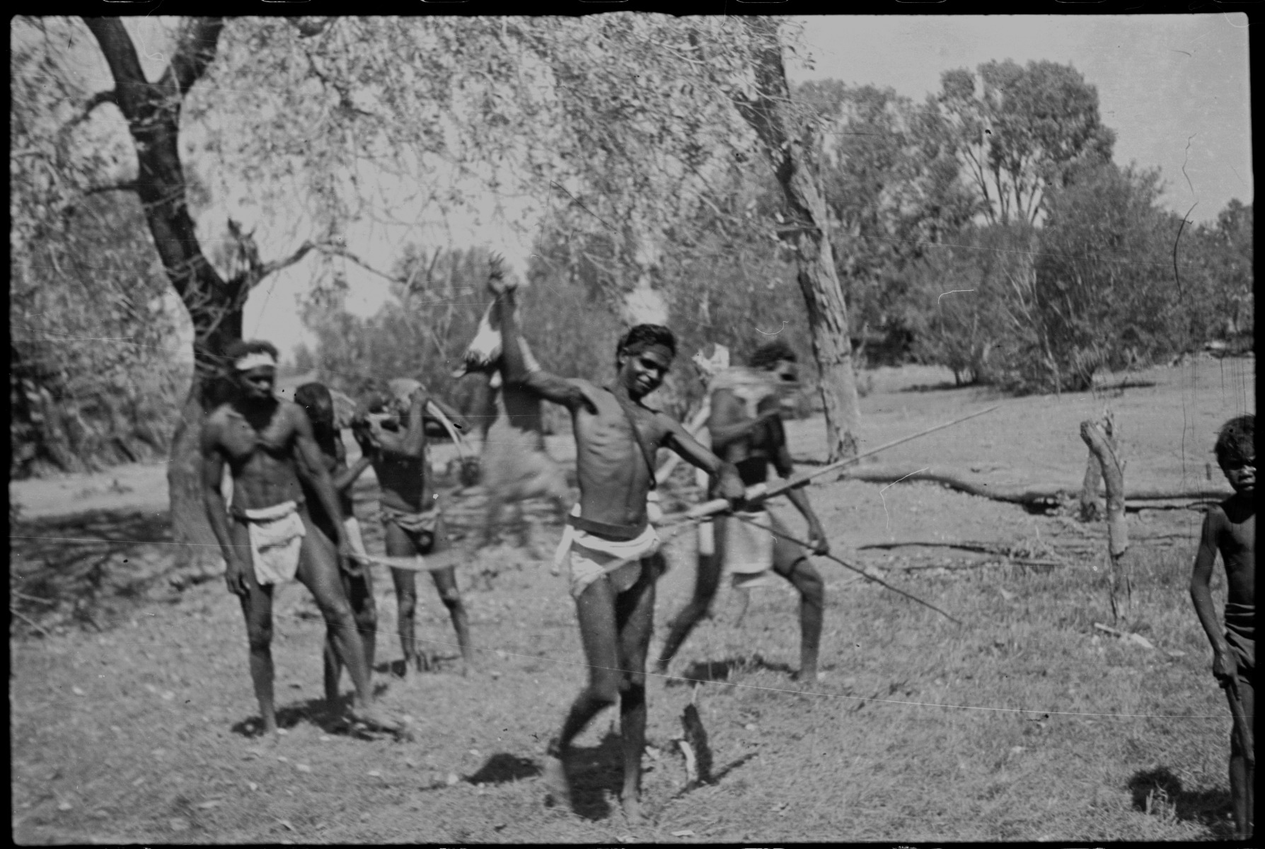 Hunting party of Nyikina Countrymen at Udialla in the Kimberley. - JPG ...