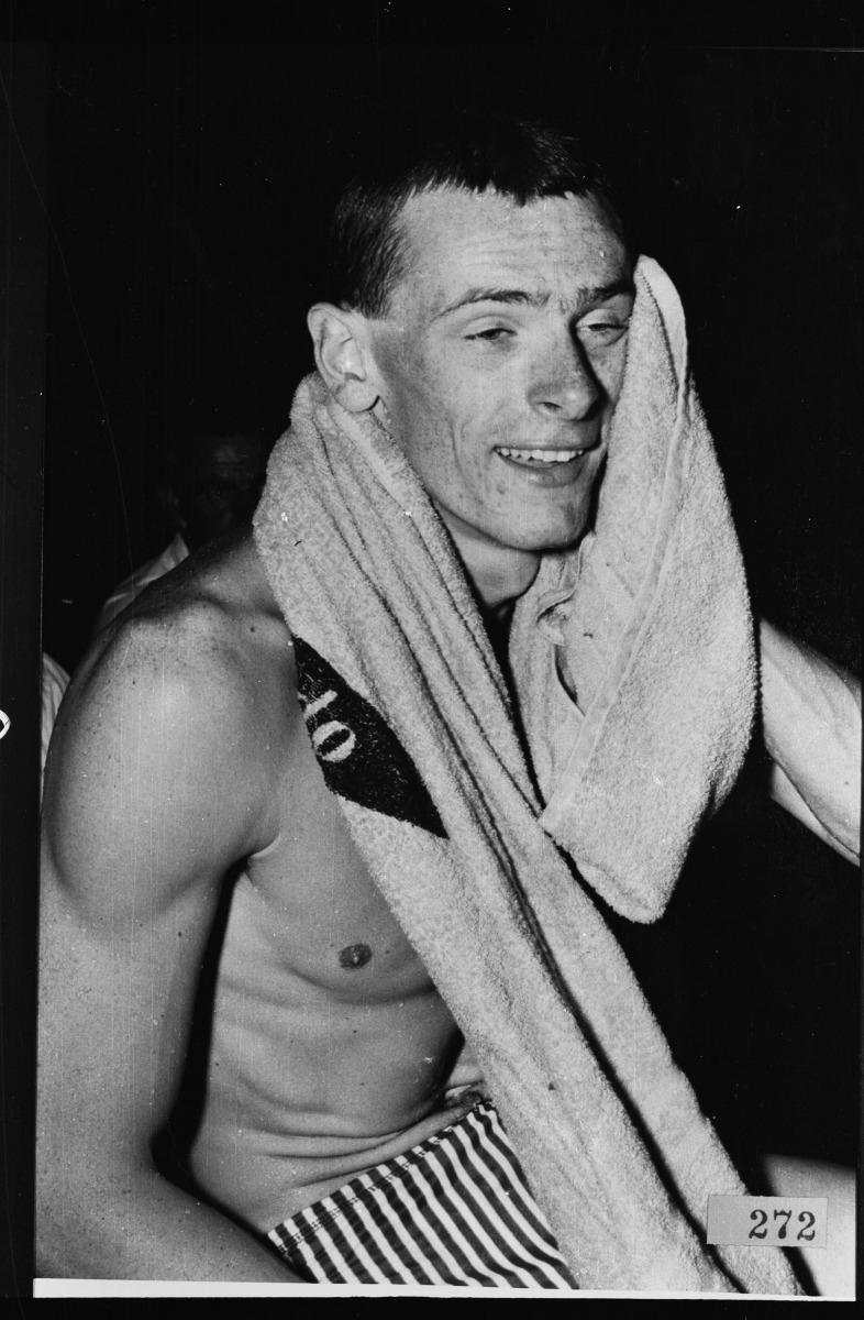 Swimmers at the 1962 Commonwealth Games - JPG 212.5 KB