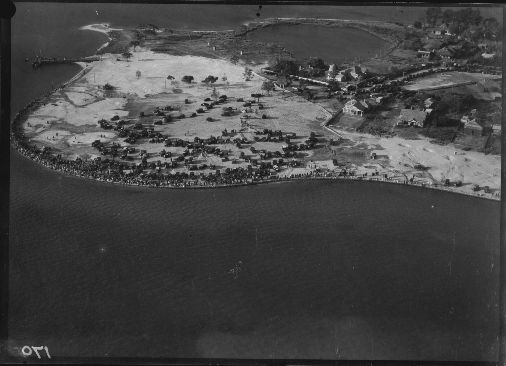 Mill Point View Mill Point, partly reclaimed - JPG 424.4 KB