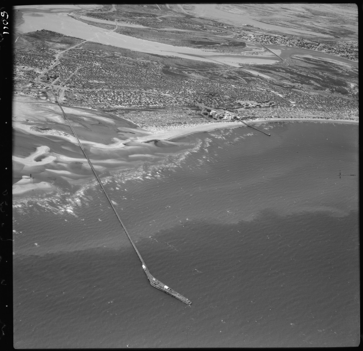 Aerial photographs of Carnarvon Jetty 30 Sept. 1963 State Library of