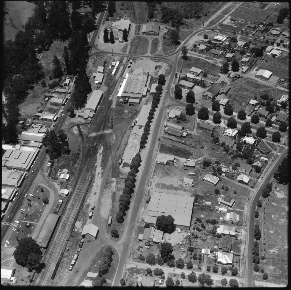 Aerial photographs of Wesfarmers buildings Donnybrook 13 Jan. 1966