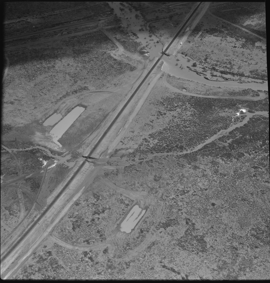 Aerial photographs of the damage caused by Cyclone Shirley to the ...