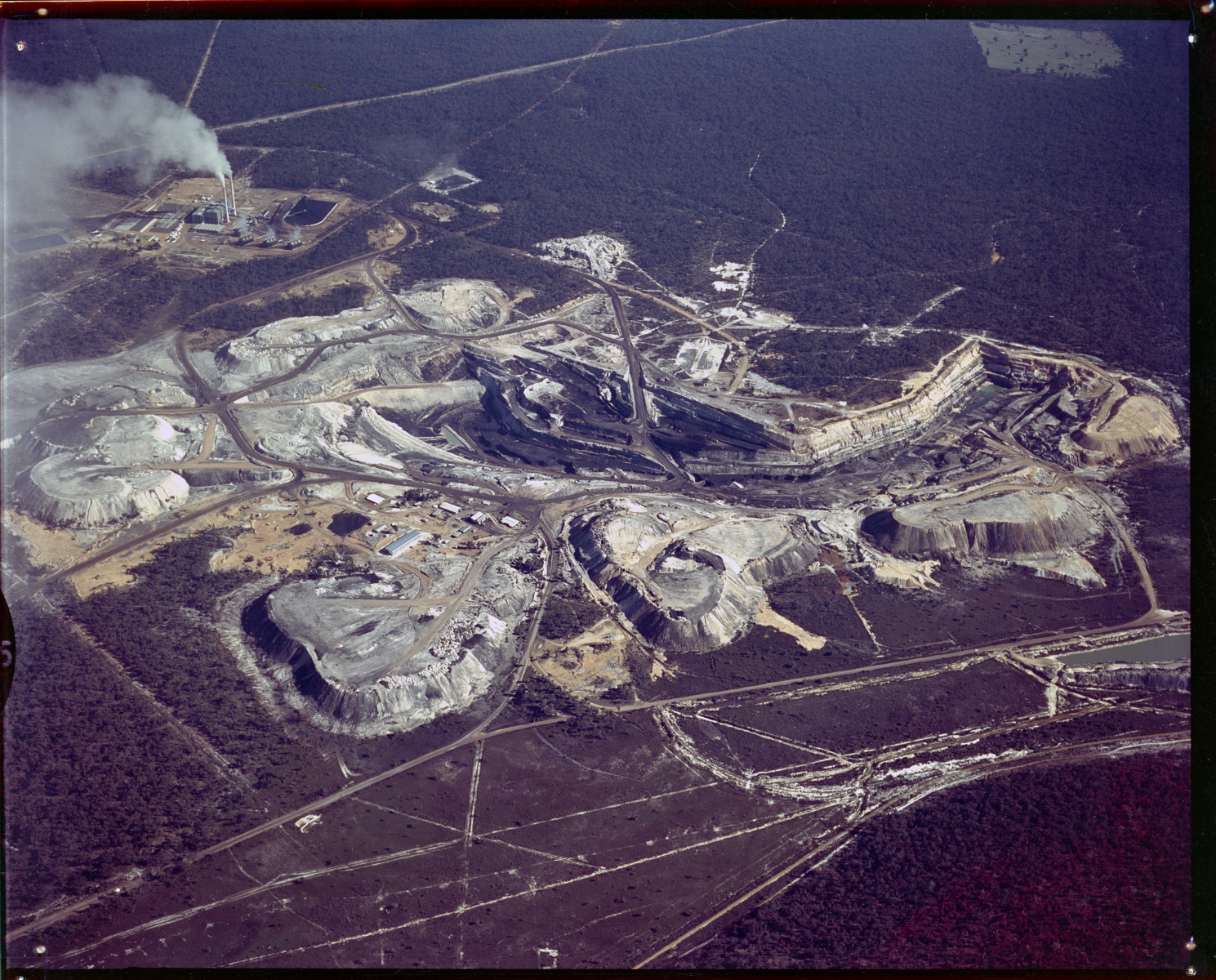 Muja Open Cut coal mine and the Muja Power Station 7 June 1972 - JPG 0.1 KB