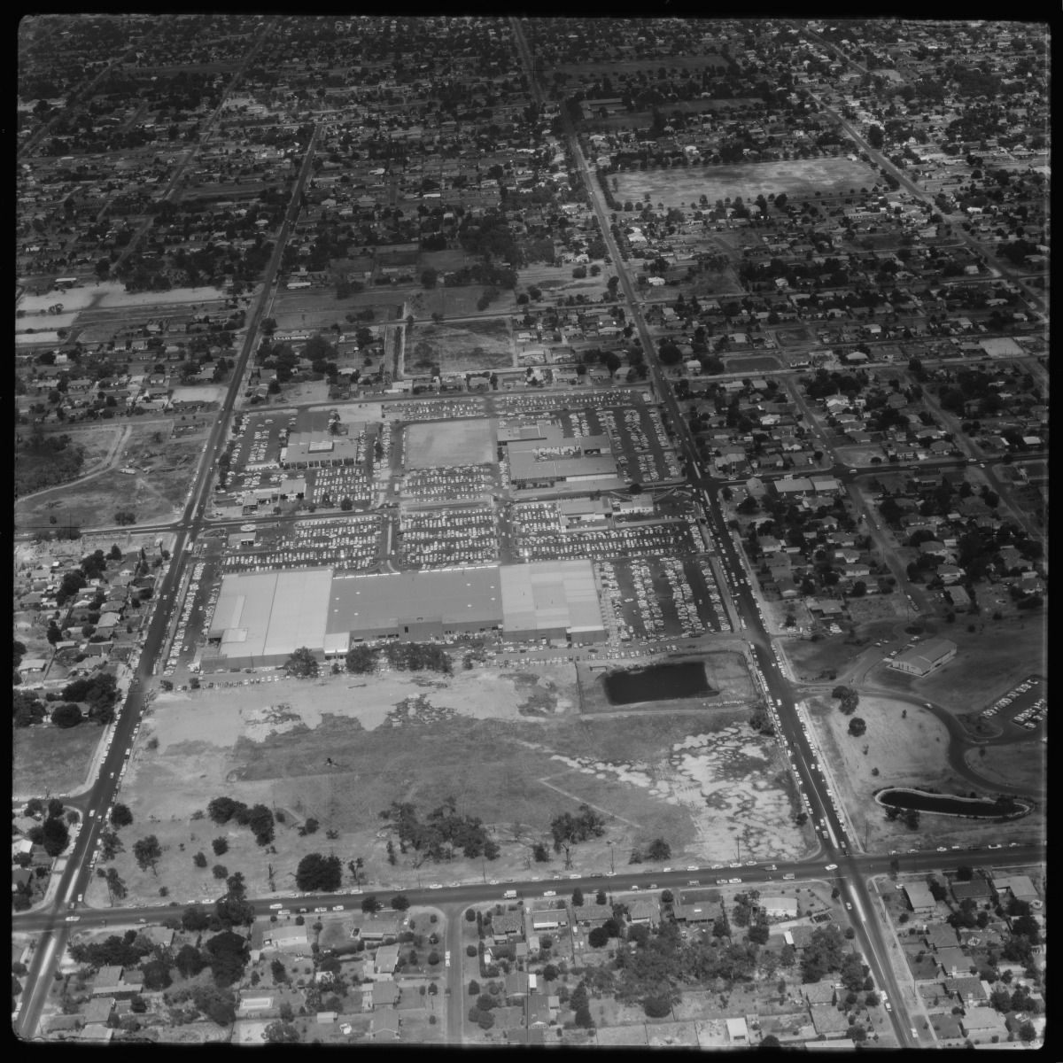 aerial-photographs-of-belmont-forum-opening-day-6-march-1974-state