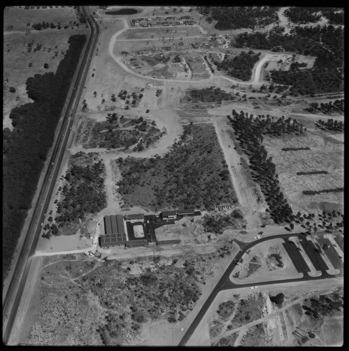 Aerial photographs of Manning Road Karawara and Bentley 4 March 1975