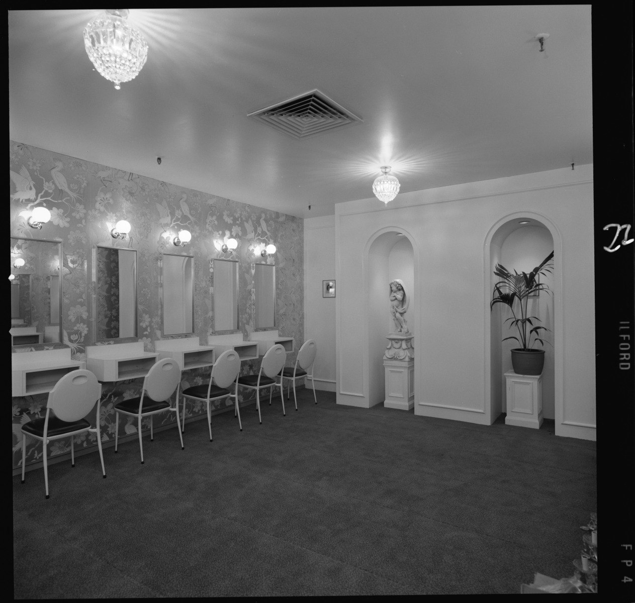 David Jones department store at Booragoon 1972 JPG 245.0 KB