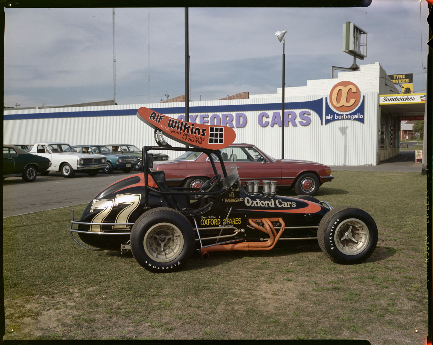Sprint car raced by Alf Barbagallo 7 Oct. 1973 - JPG 595.2 KB
