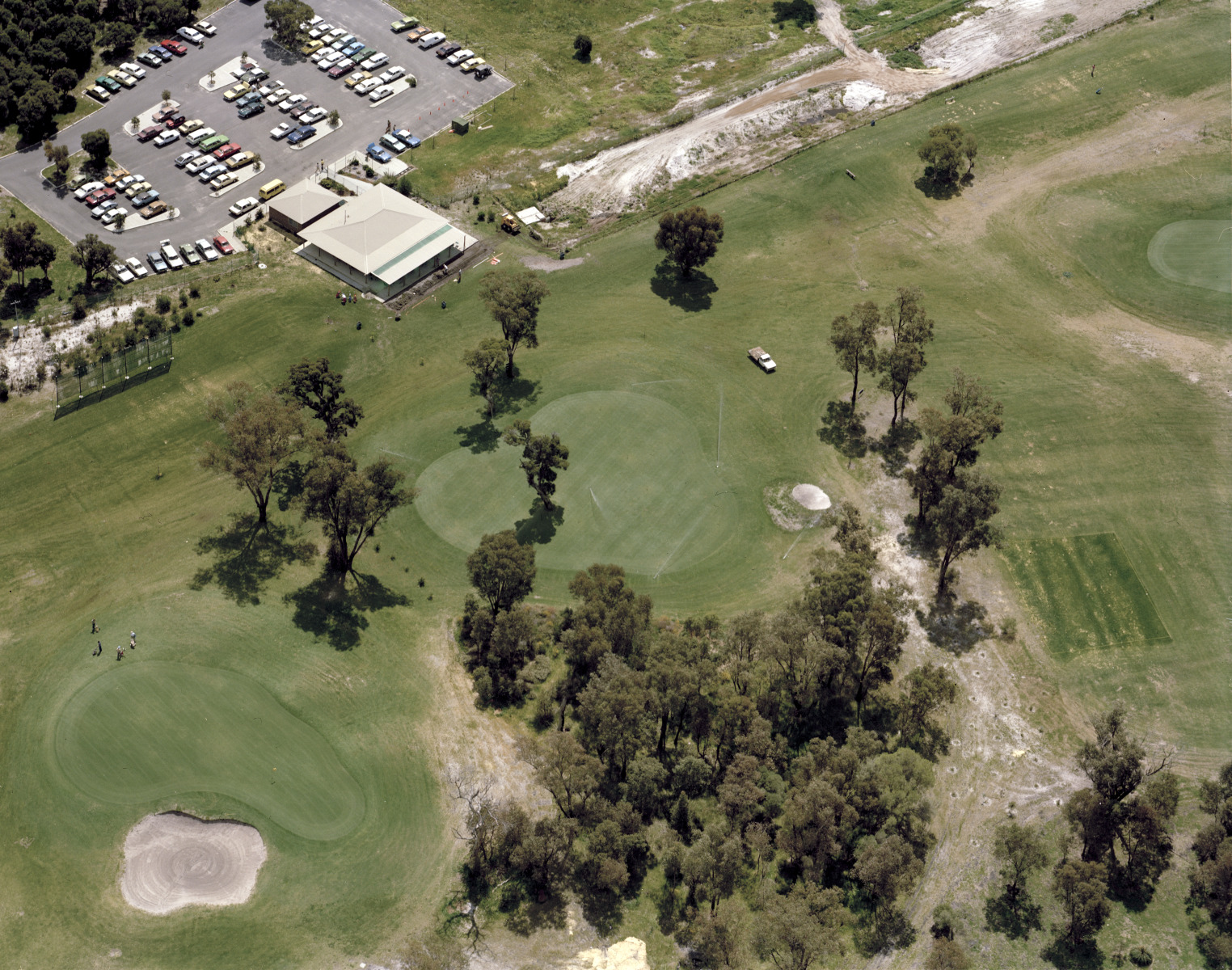 Aerial photographs of the Whaleback Golf Course Lynwood (later Parkwood ...