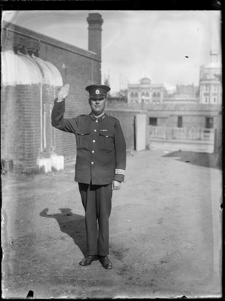 constable-lionel-james-minchin-jpg-239-8-kb