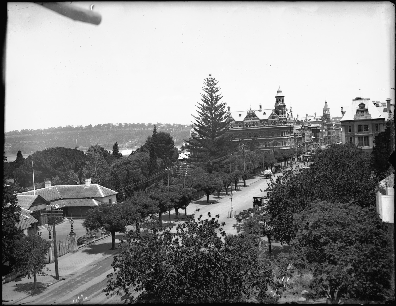 St. Terrace west from the Dept. of Agriculture building