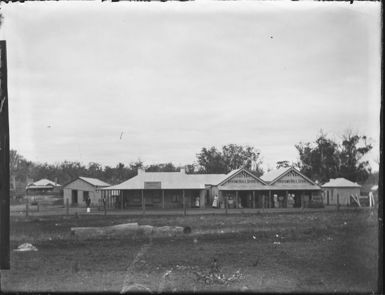 Jones Broomehill Store and the Imperial Hotel, Broomehill - JPG 0.1 KB