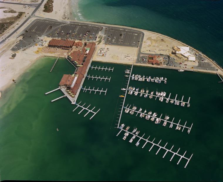 Aerial photographs of Hillarys Boat Harbour, 14 December 1987 - JPG 111 ...