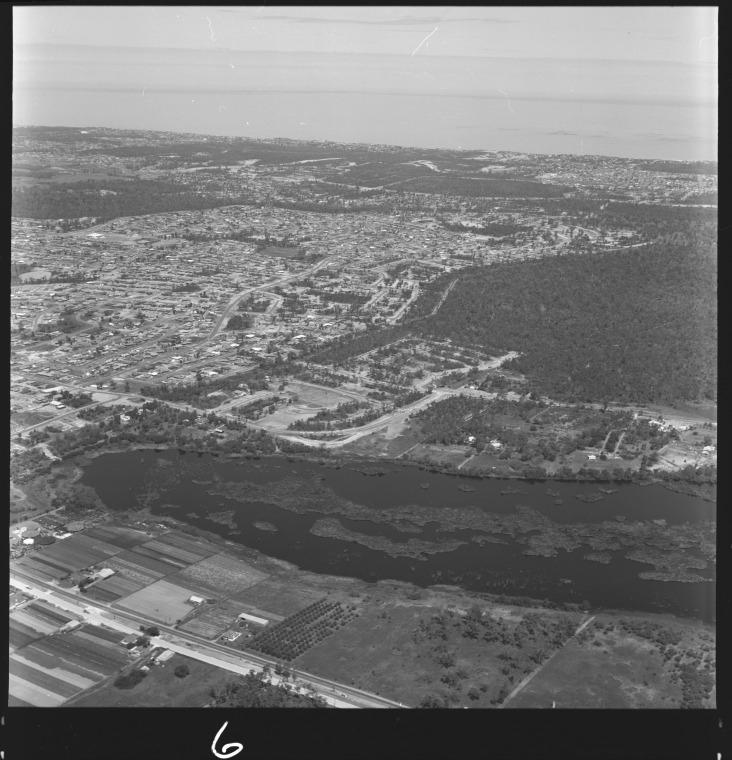 Aerial photographs of the development of Lake Village Estate (now ...