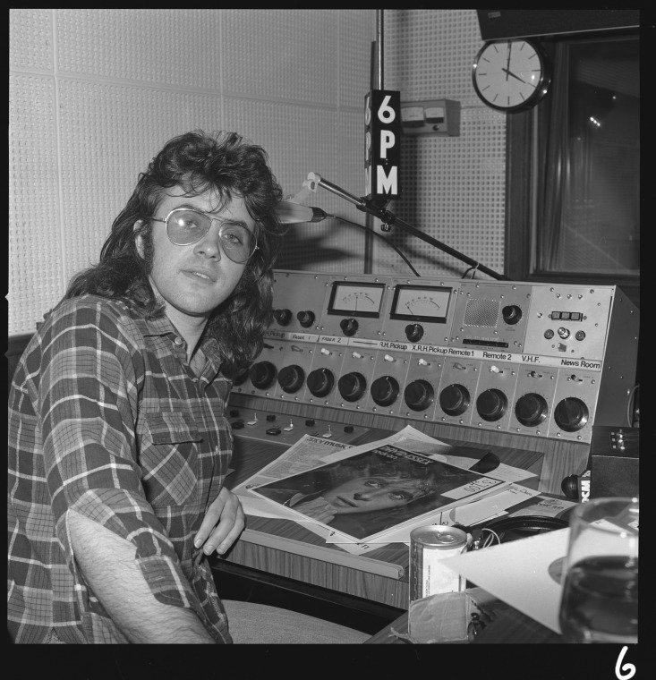 David Essex in the studios of Radio 6PM Perth 12 April 1976