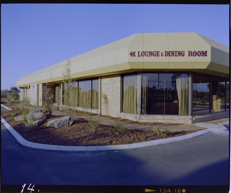 Glengarry Tavern, Duncraig, 10 April 1981 State Library of Western