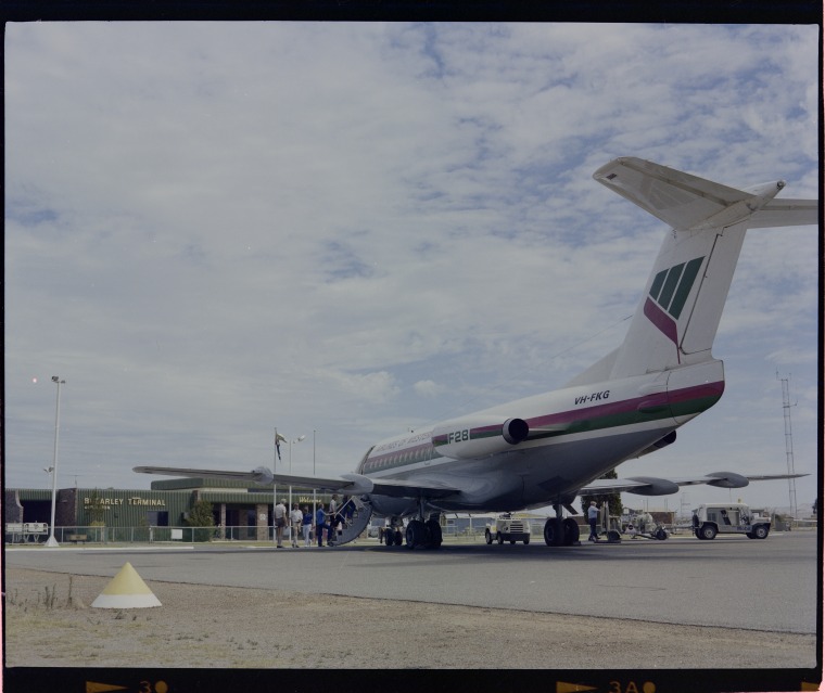 brearley-terminal-geraldton-airport-26-february-1982-jpg-87-6-kb