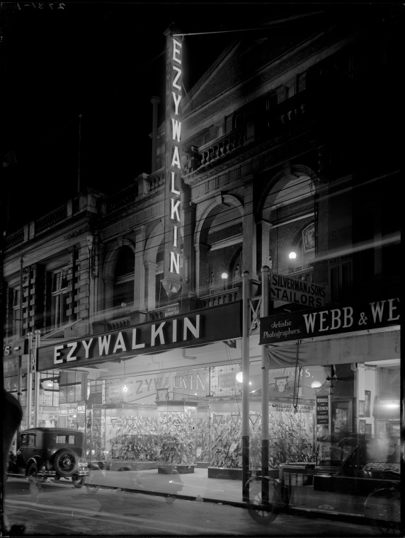 Ezywalkin shoe store, 618 Hay Street, Perth. State Library of Western Australia