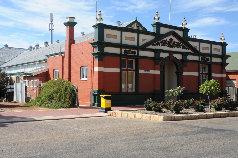 Cunderdin, 8 April 2012. - State Library of Western Australia