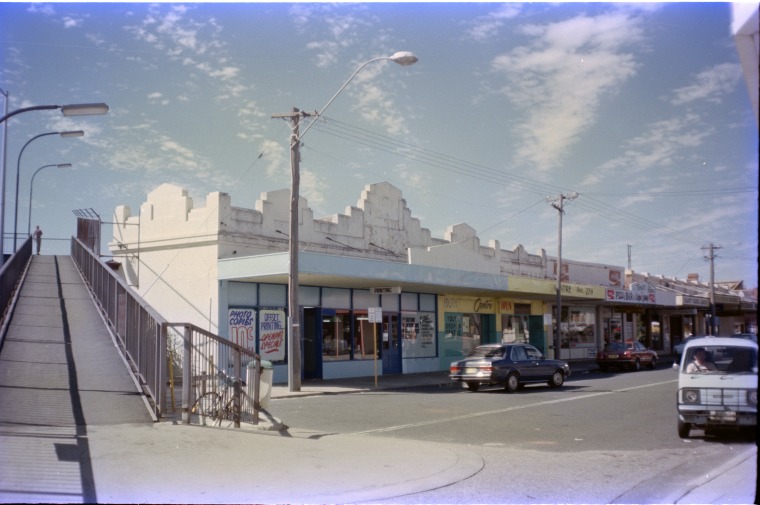 Old Perth Road, Bassendean, August 1987. State Library of Western
