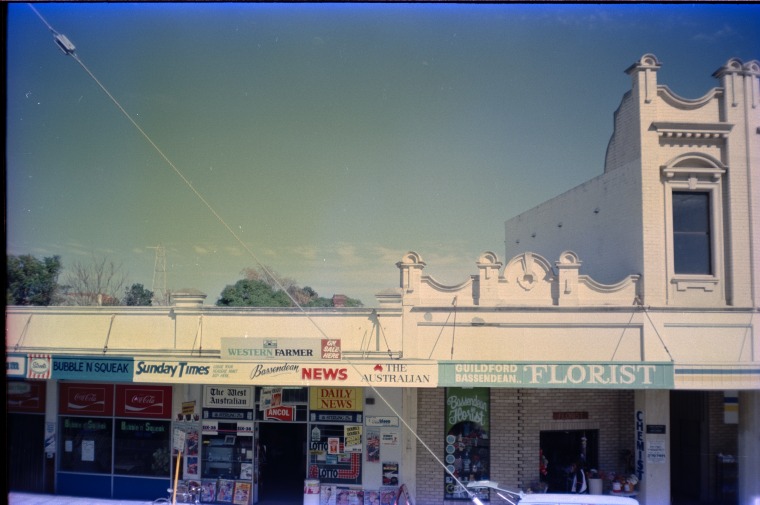 Old Perth Road, Bassendean, August 1987. State Library of Western