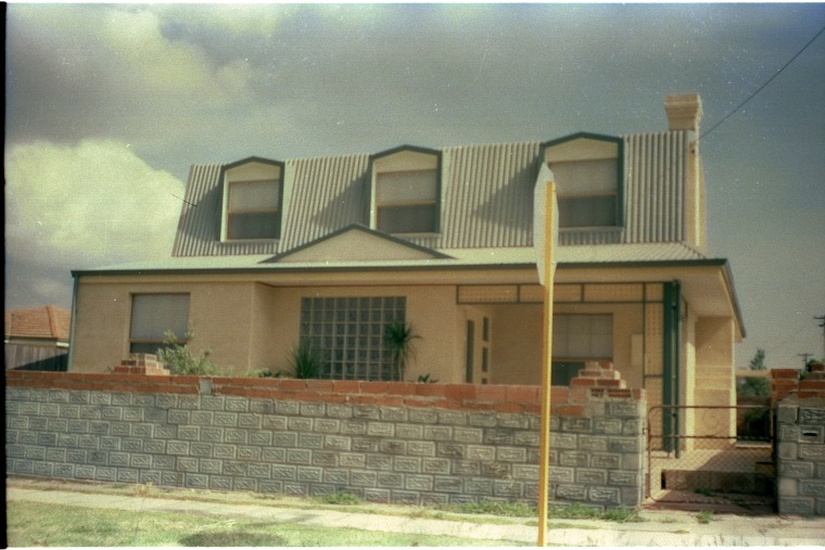 Old Perth Road, Bassendean, August 1987. State Library of Western