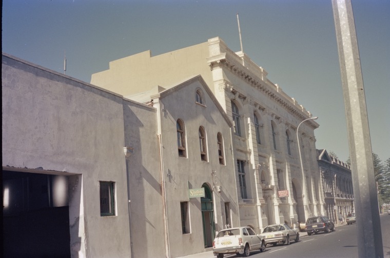 Henry Street, Fremantle. JPG 79.9 KB