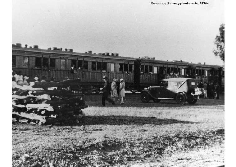 YRP4: Railway picnic train, 1930s