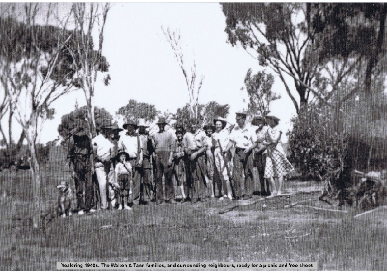 YRP6: The Walton & Tann families, and surrounding neighbours, ready for a picnic and 'roo shoot