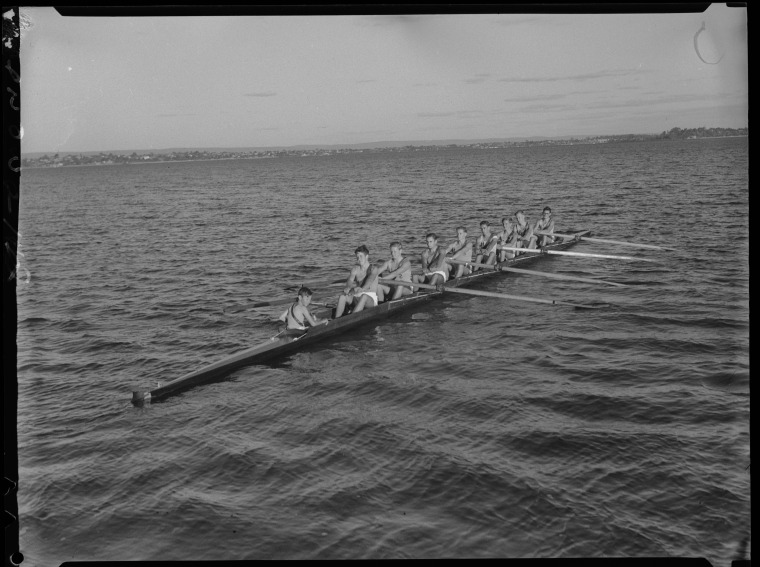 Hale School rowing crews, 18 April 1951. - JPG 109.8 KB