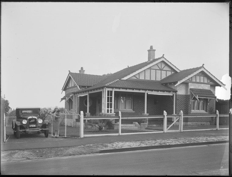 Hilda M. Lyons of 225 Vincent Street, North Perth with her new Nash ...