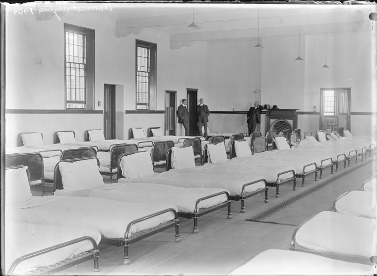 Interior of Claremont Asylum for the Insane, 22 August 1909. - JPG 83.2 KB