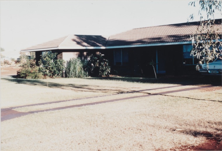 House No. 276, Paraburdoo, October 1977. State Library of Western