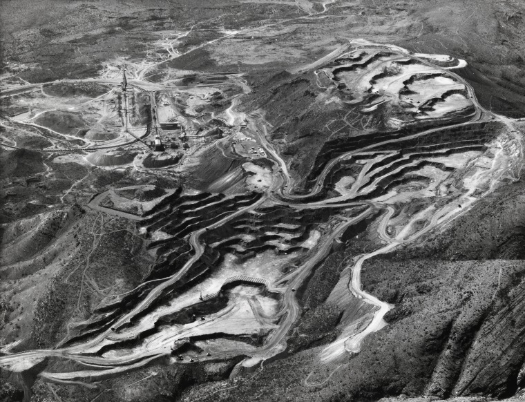 Aerial photograph of Mt Tom Price mine, 6 September 1972. State Library of Western Australia