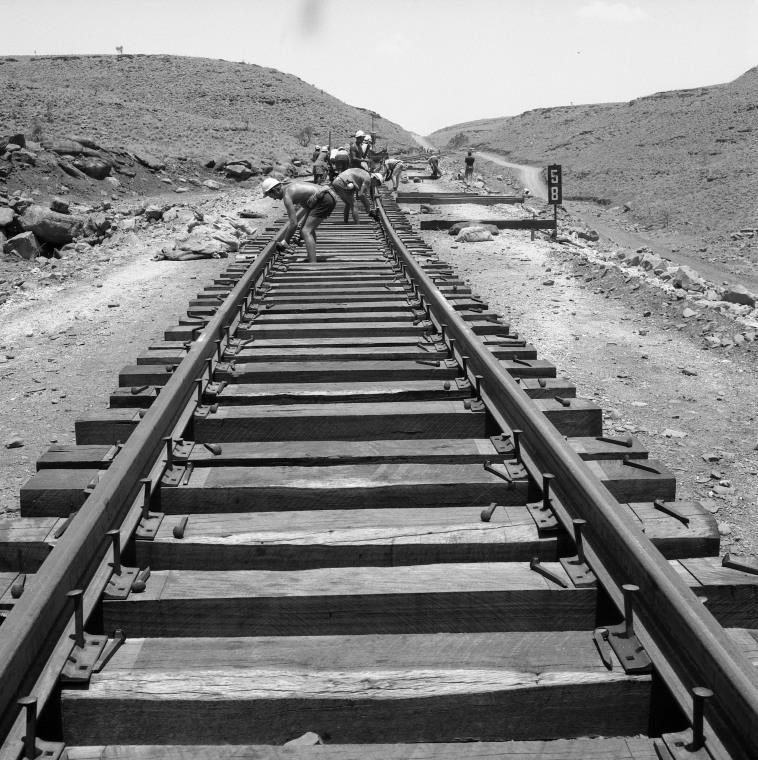 Thursday Islander labourers building the DampierTom Price Railway. JPG 206.4 KB