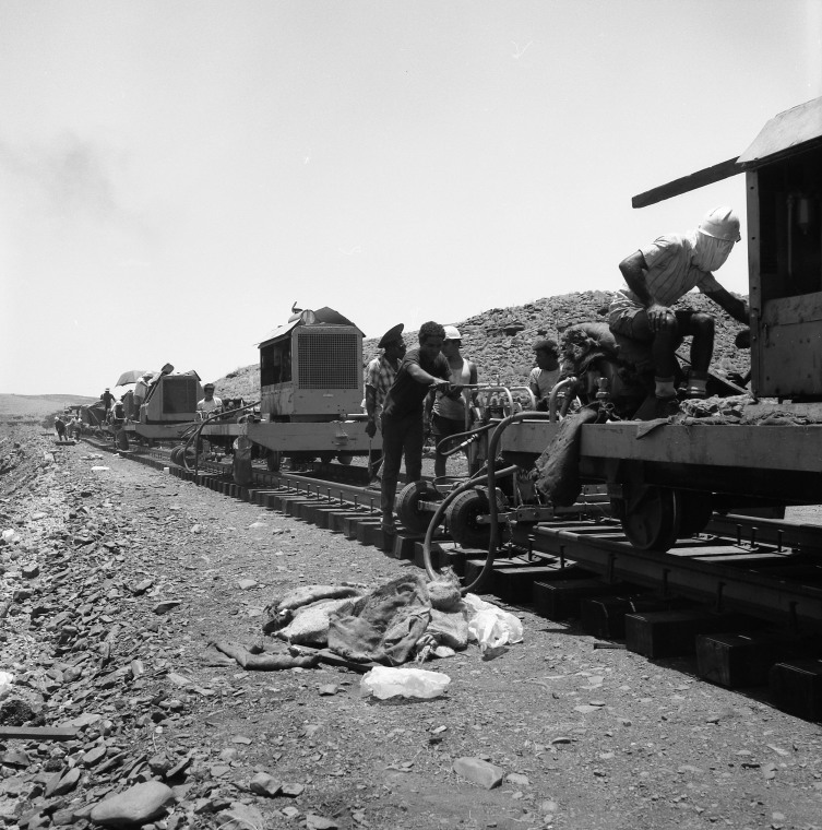 Thursday Islander labourers building the DampierTom Price Railway. JPG 164.4 KB