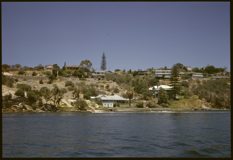 Houses on the banks of the Swan River, probably in Mosman Park, Western