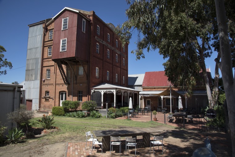 The Old Mill, Flour Mill Emporium and Red Door Gallery, 10 Henrietta