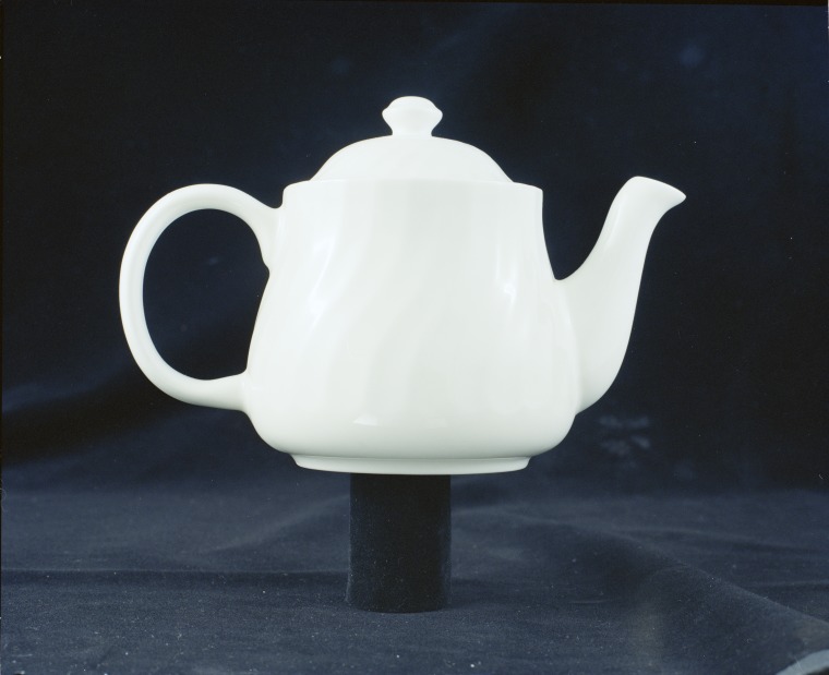 Dinner set pieces made by Bristile Fine China, Subiaco, 31 October 1991