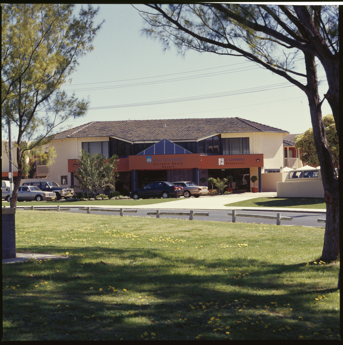 Sorrento Beach Resort, 1 Padbury Circle, Sorrento, 20 August 1999
