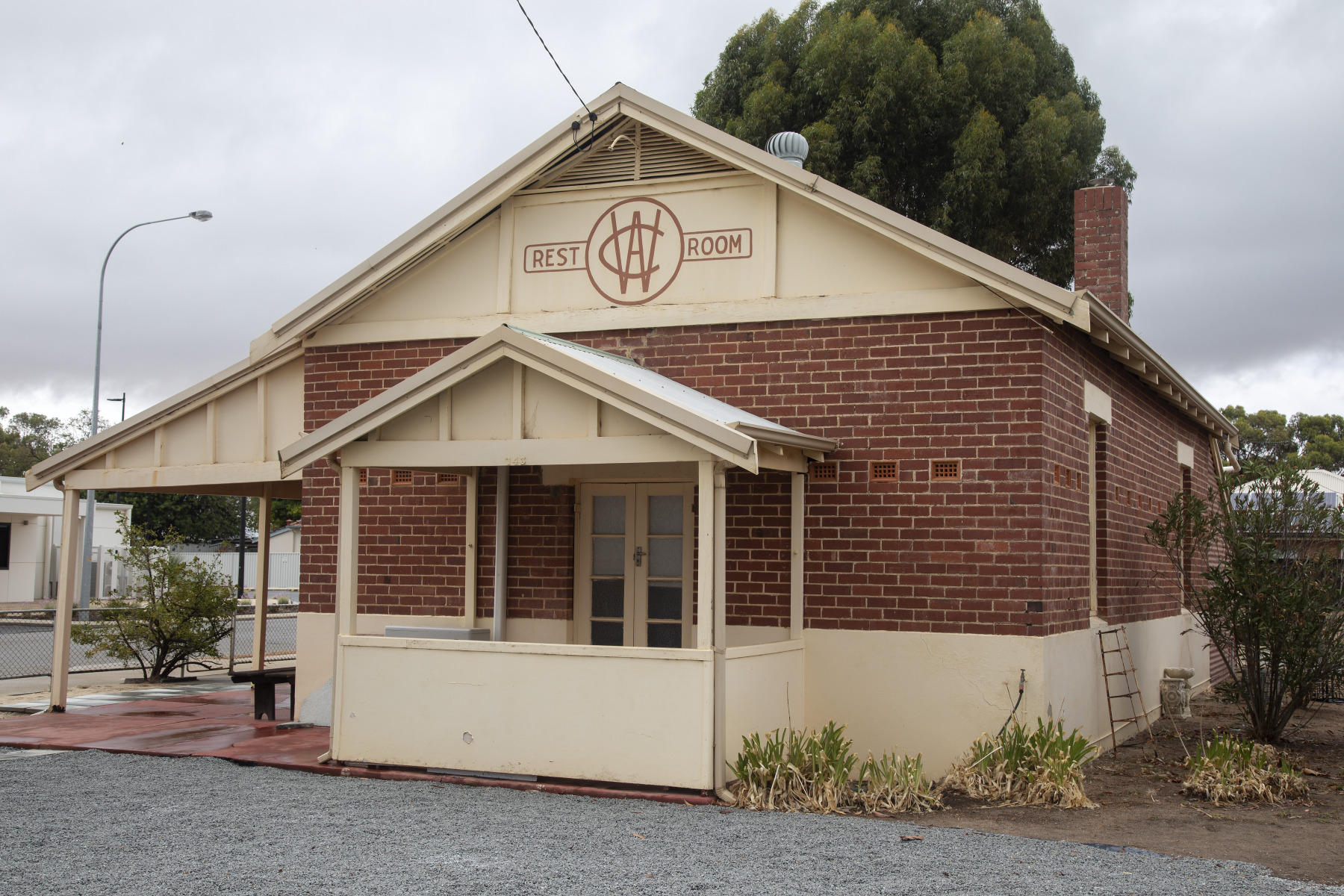 Beverley CWA building, corner Vincent and Dawson Streets. - JPG 721.6 KB