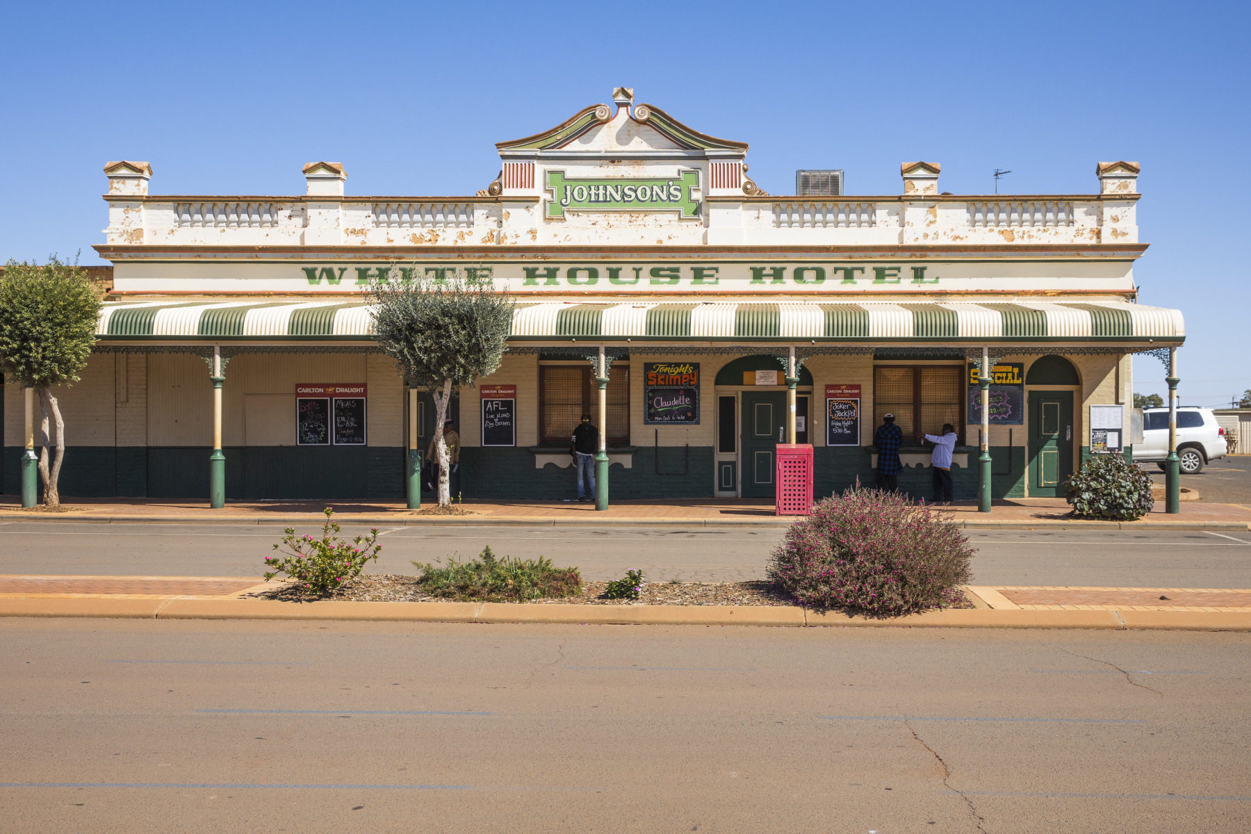 White House Hotel, Leonora, September 2021. State Library of Western Australia